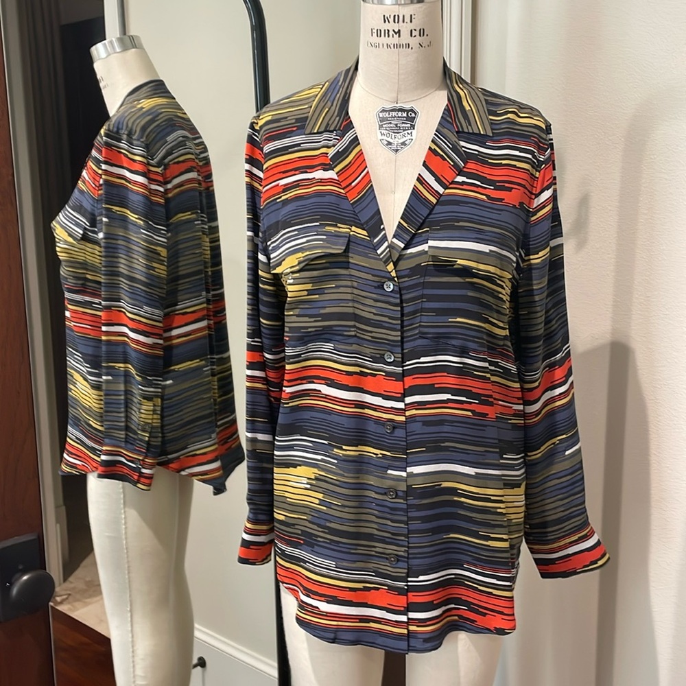 Equipment 100%Silk Button Down Blouse  Size XS
